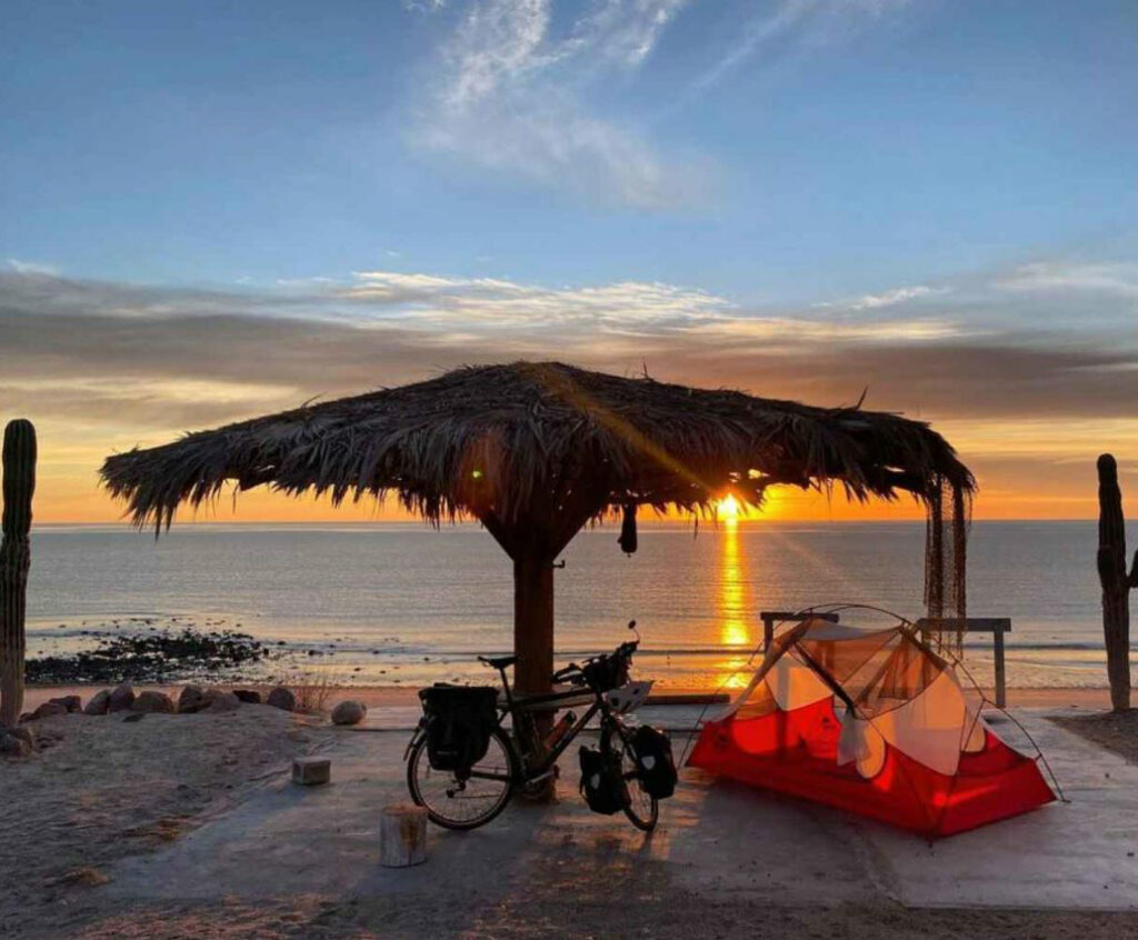 Plage Myanmar à Vélo